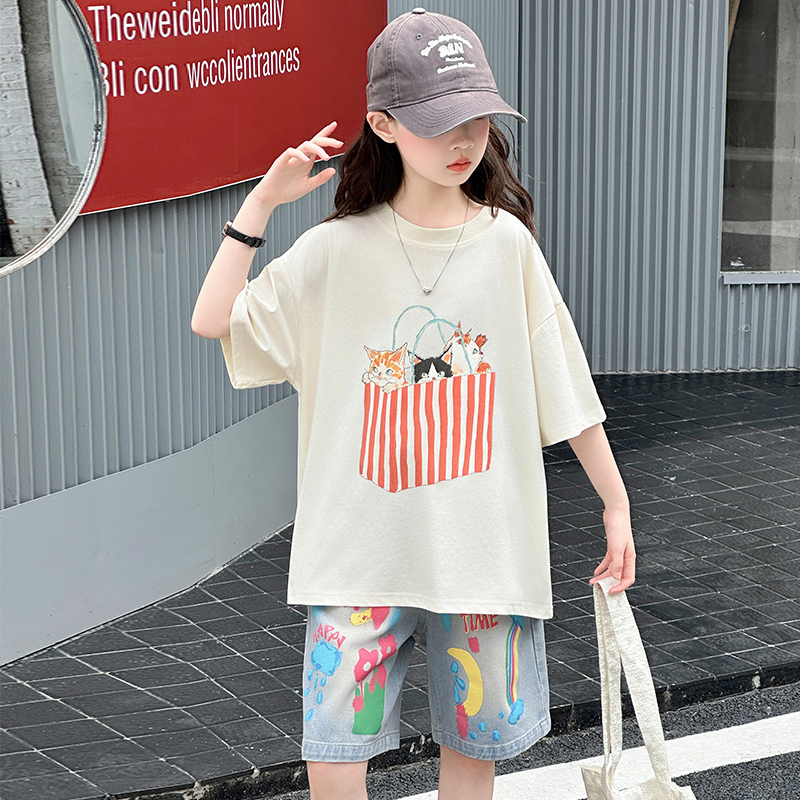 10代の女の子向け、夏用トップスとボトムスのセット、ドローイ - Summer Clothing Drawing のレビューと価格
